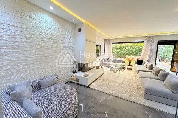 Magnifique villa 4 chambres piscine privée sur residence sécurisée