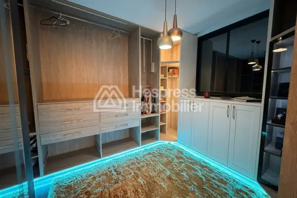 Magnifique villa 4 chambres piscine privée sur residence sécurisée