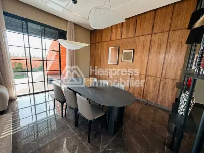 Magnifique villa de plain pied avec pisine privée