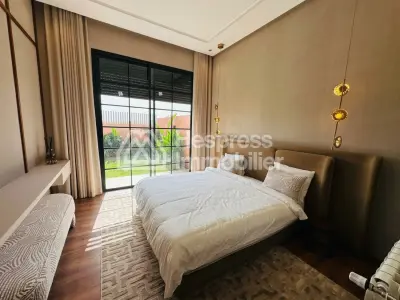Magnifique villa de plain pied avec pisine privée