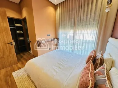 Magnifique villa de plain pied avec pisine privée