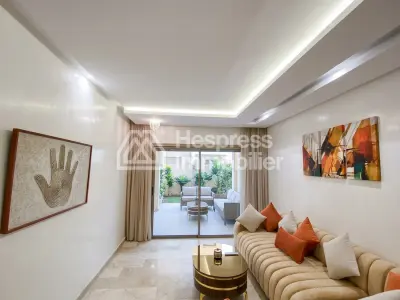 Magnificent garden level apartment on Prestigia Golf