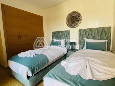 Magnificent garden level apartment on Prestigia Golf