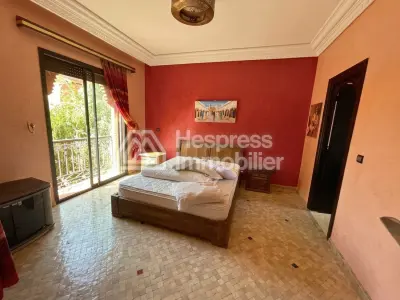 Superb furnished villa in a residence with swimming pool