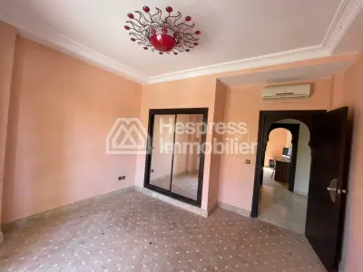 Superb furnished villa in a residence with swimming pool