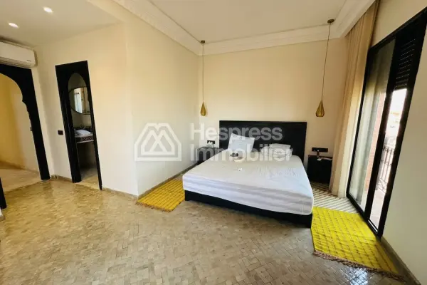 Magnificent 4-suite villa with private pool