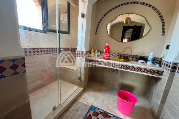 Magnificent 4-suite villa with private pool