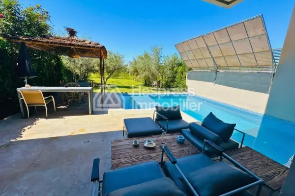 Magnificent villa with private pool and elevator