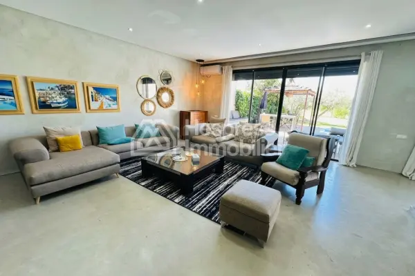 Magnificent villa with private pool and elevator
