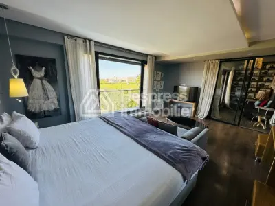 Magnifique villa avec piscine privée et ascenseur