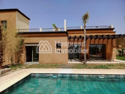 Villa à vendre, 200m² avec 3 suites à Marrakech