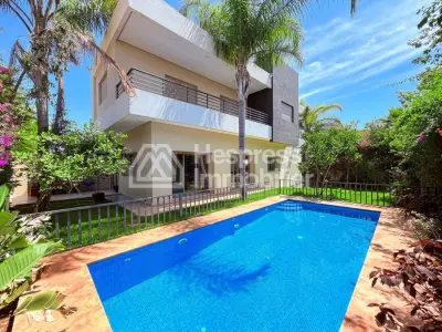 Beautiful villa with private pool in Targa