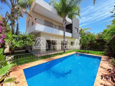 Beautiful villa with private pool in Targa