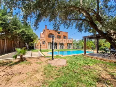 Superb furnished villa with private pool