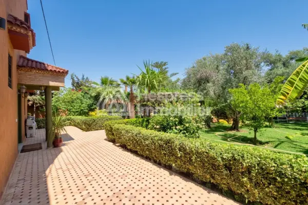 Superb furnished villa with private pool