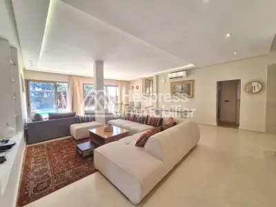 Superb furnished villa with private pool