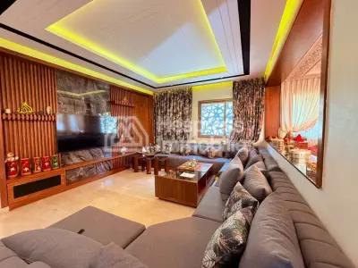 Charmante villa 800 M2 avec piscine privée à Targa