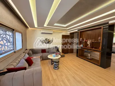 Charmante villa 800 M2 avec piscine privée à Targa