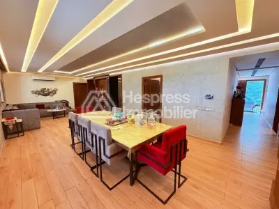 Charmante villa 800 M2 avec piscine privée à Targa