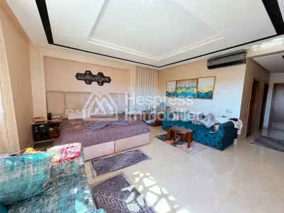 Charmante villa 800 M2 avec piscine privée à Targa
