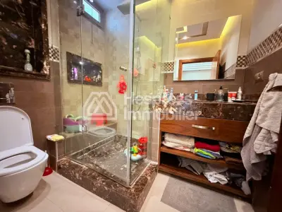 Charmante villa 800 M2 avec piscine privée à Targa