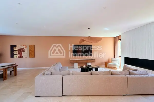 Charming modern villa with private pool