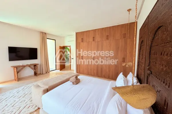 Charming modern villa with private pool