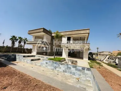 Villa ultraluxueuse moderne deux piscines privées
