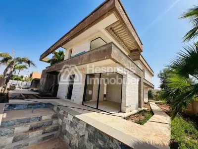 Villa ultraluxueuse moderne deux piscines privées