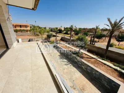 Villa ultraluxueuse moderne deux piscines privées
