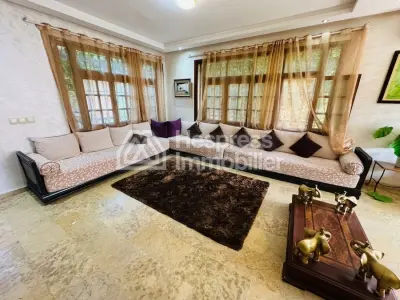 Magnifique villa avec piscine sur résidence sécurisée