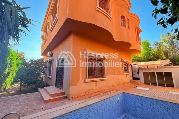 Beautiful villa with private pool in Targa