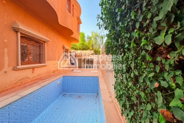 Beautiful villa with private pool in Targa