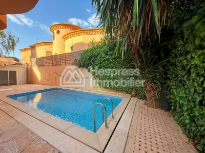 Beautiful villa with private pool in Targa
