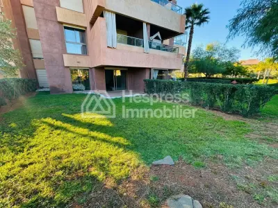 Magnificent 2-bedroom garden-level apartment in Prestigia