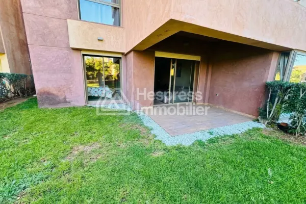 Magnificent 2-bedroom garden-level apartment in Prestigia