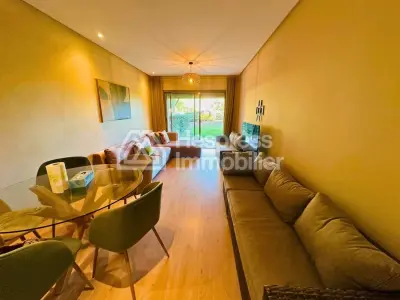Magnificent 2-bedroom garden-level apartment in Prestigia
