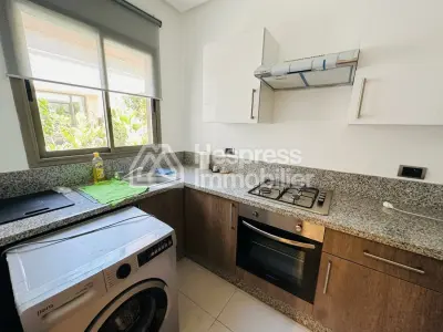 Magnificent 2-bedroom garden-level apartment in Prestigia