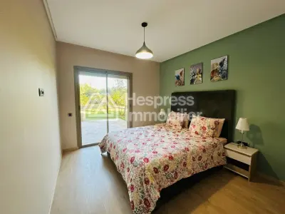 Magnificent 2-bedroom garden-level apartment in Prestigia