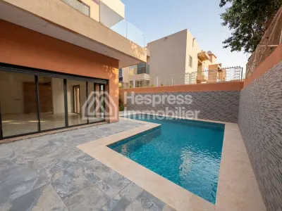 Belle villa 4 suites avec piscine privée à Targa