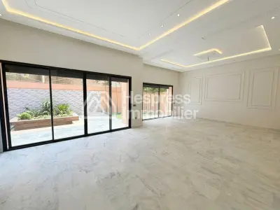Belle villa 4 suites avec piscine privée à Targa