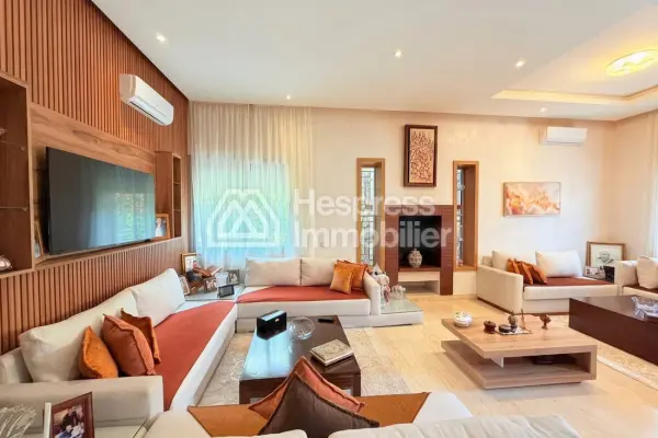 Beautiful 4-bedroom villa – Targa district