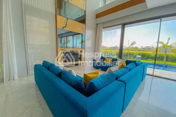 Stunning modern villa with private pool