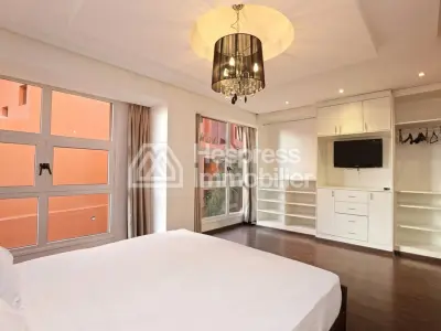 Stunning modern duplex in a residence at Majorelle