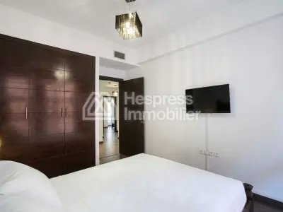 Stunning modern duplex in a residence at Majorelle