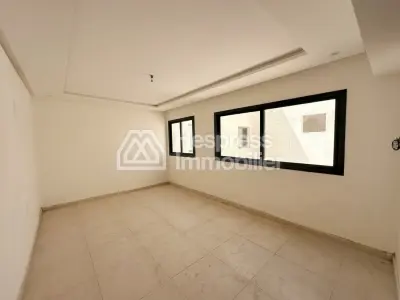 Beautiful 2-bedroom apartment in a residence with a swimming pool