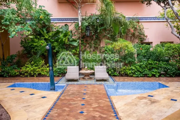 Beautiful apartment in a residence with swimming pool at Majorelle