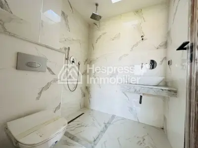 Unfurnished 3-bedroom apartment – ​​near M Avenue