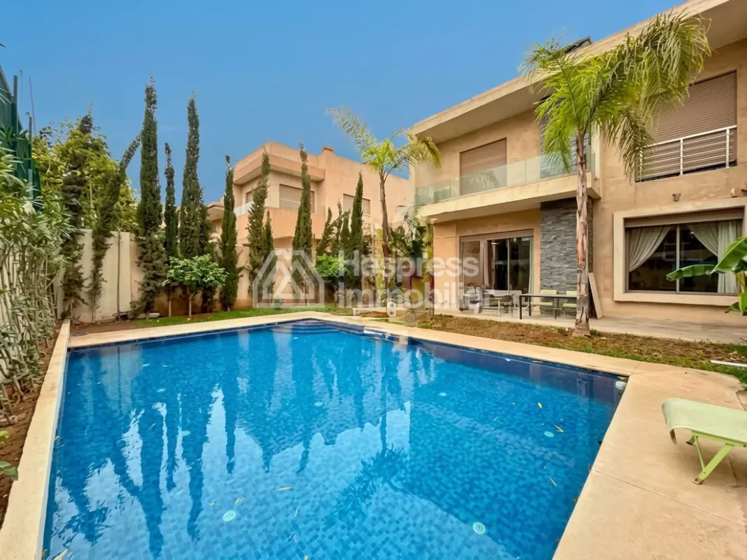 Spacieuse villa avec piscine privée à Targa