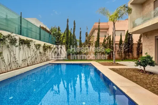 Spacieuse villa avec piscine privée à Targa